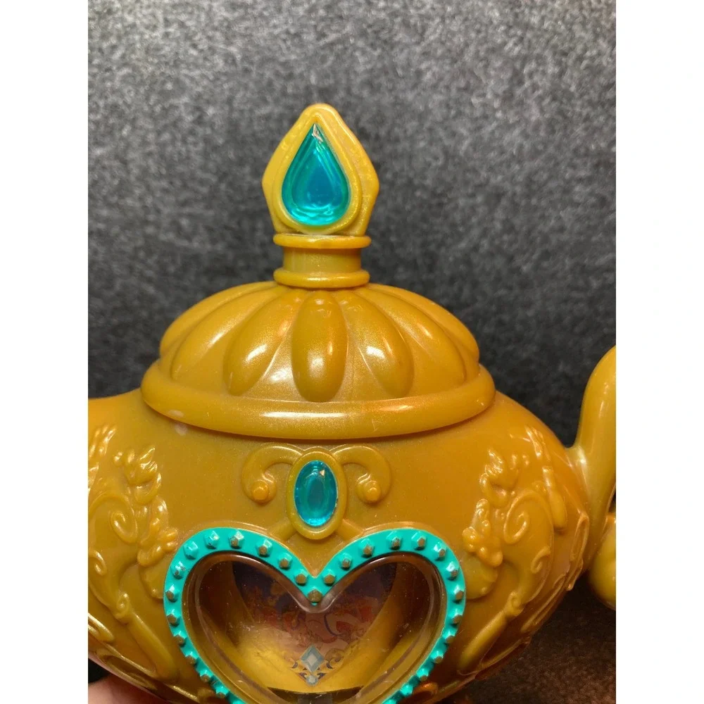 Disney Aladdin Magic Lamp‎ Toy Lights Sounds Playset Jakks Pacific